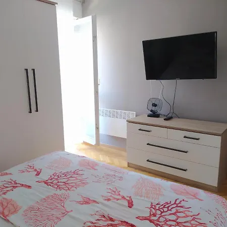 Sunshine Apartment
